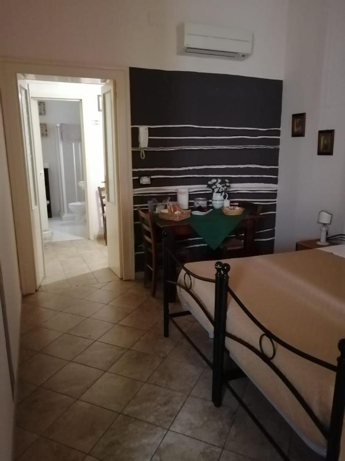Il Tamburello Lägenhet Floridia Exteriör bild