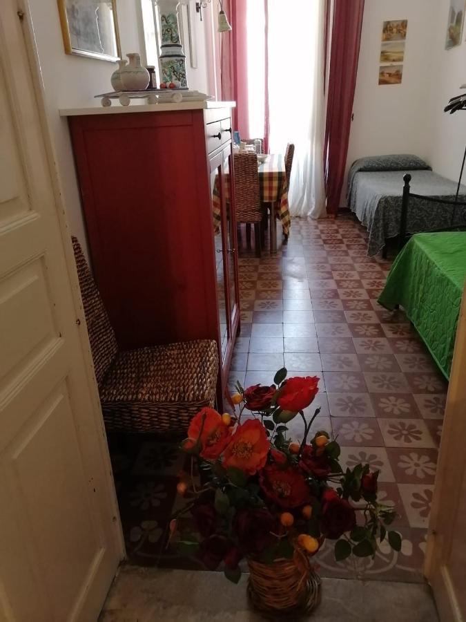 Il Tamburello Lägenhet Floridia Exteriör bild